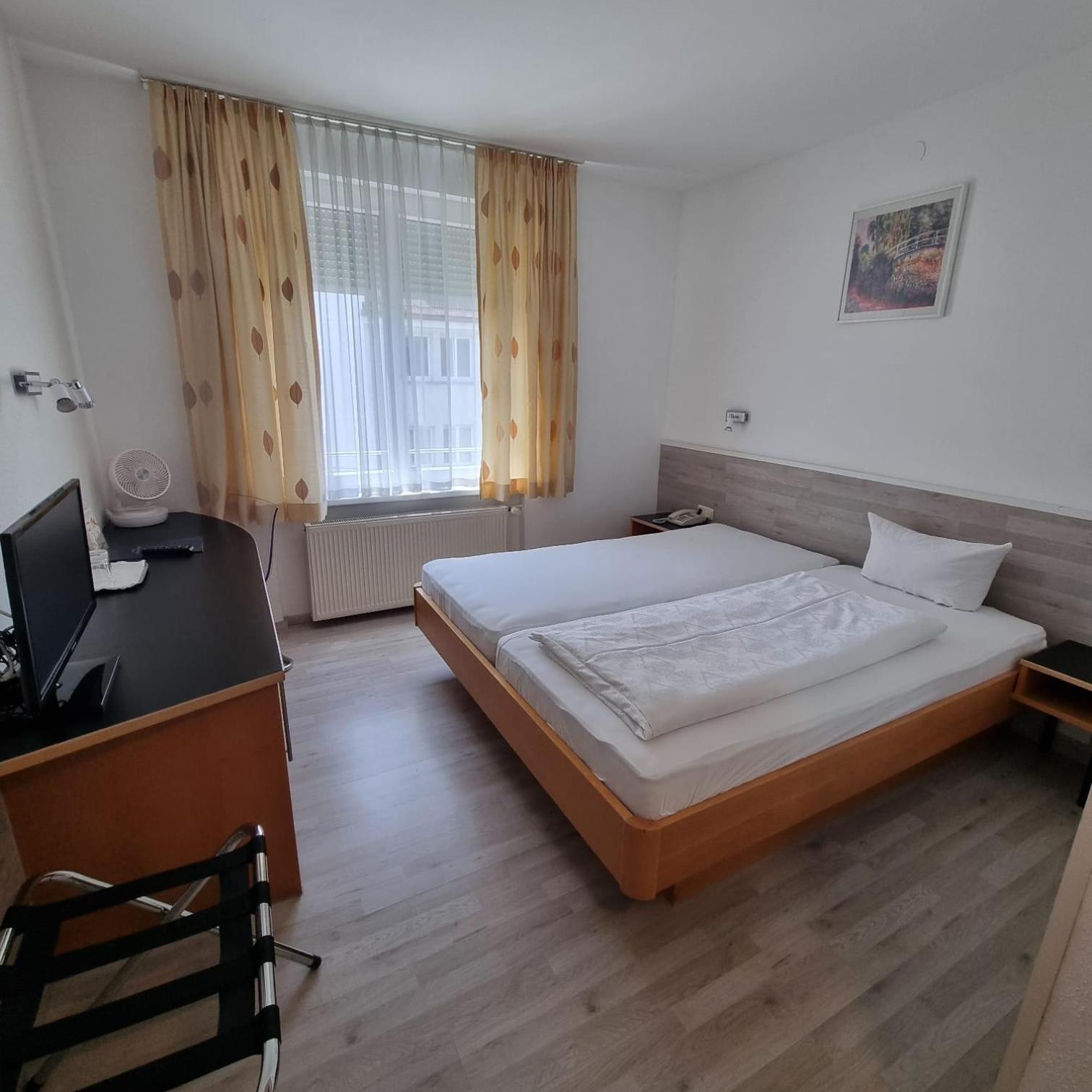 Single Room,1671869963:JPEG