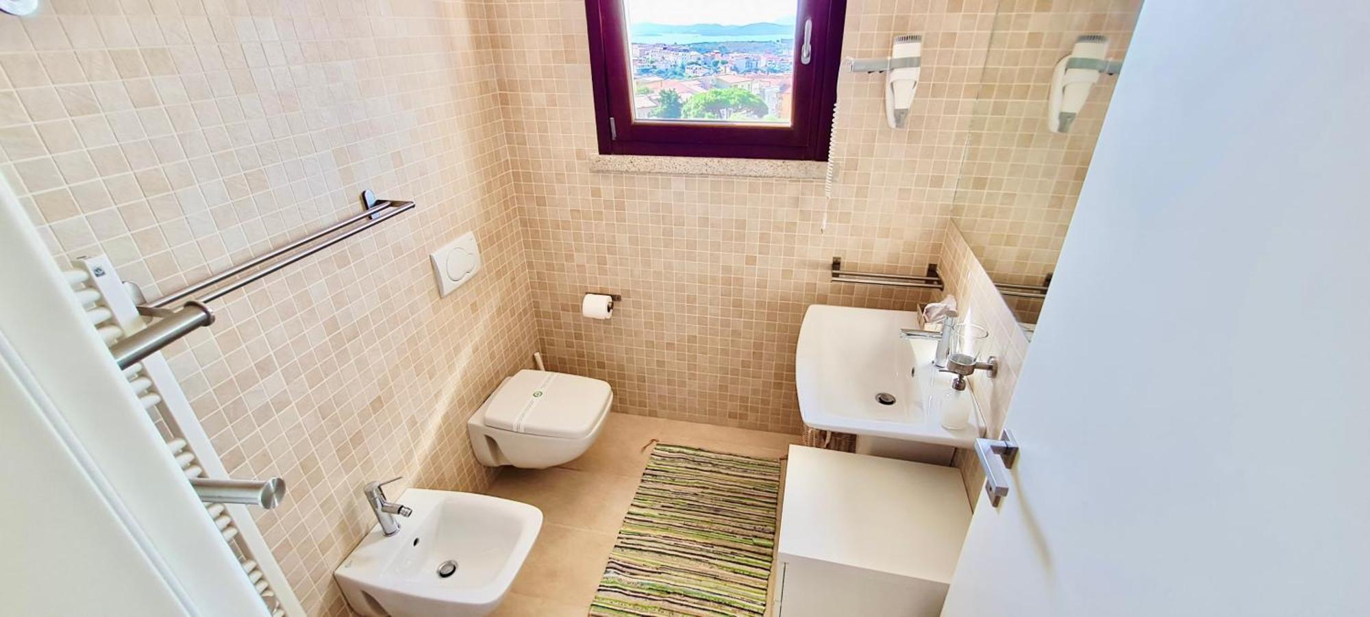 One-Bedroom Apartment Sea View Split Level,1671876961:JPEG