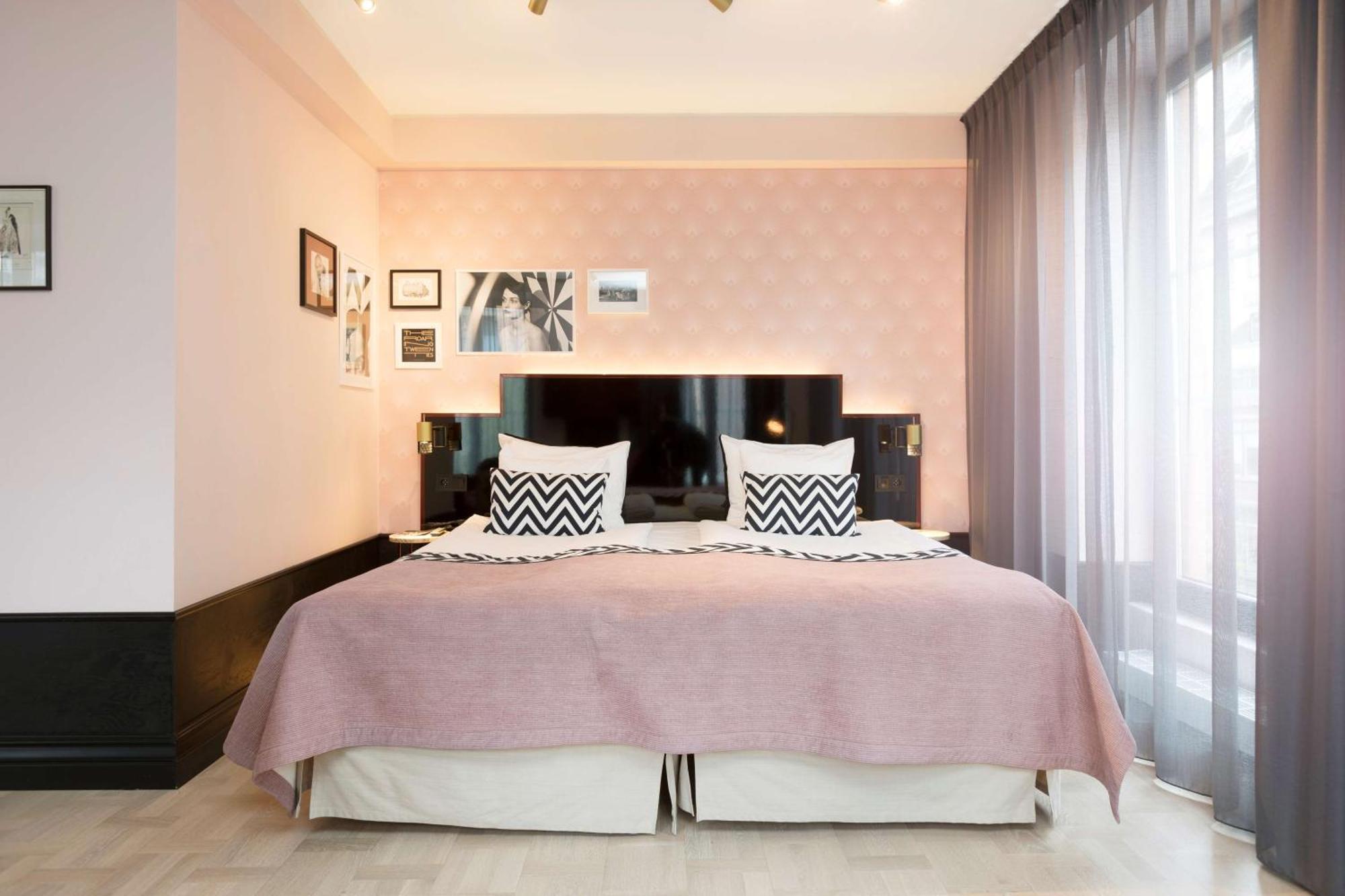 Junior Suite City View,1671894698:JPEG