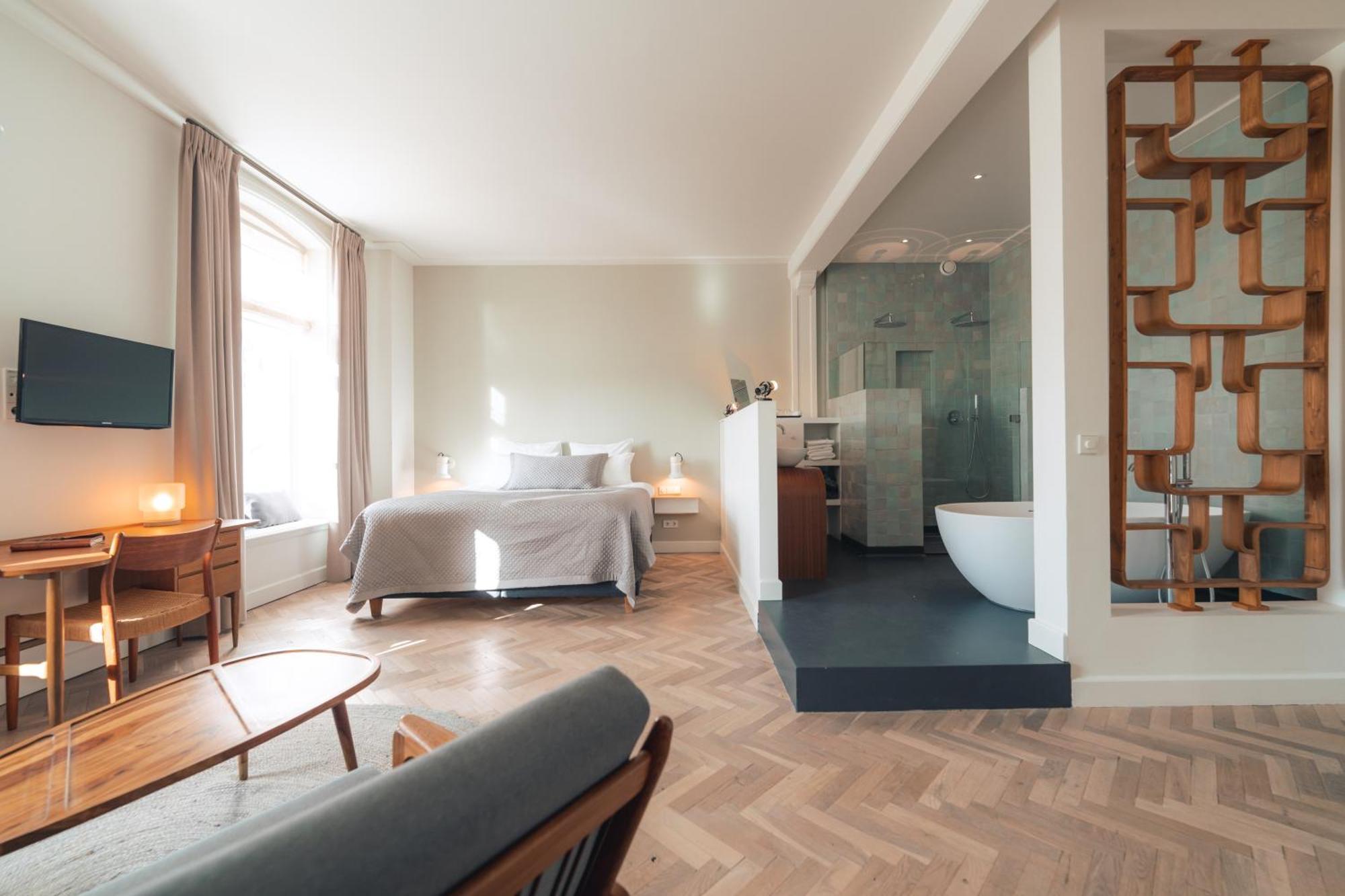 King Suite