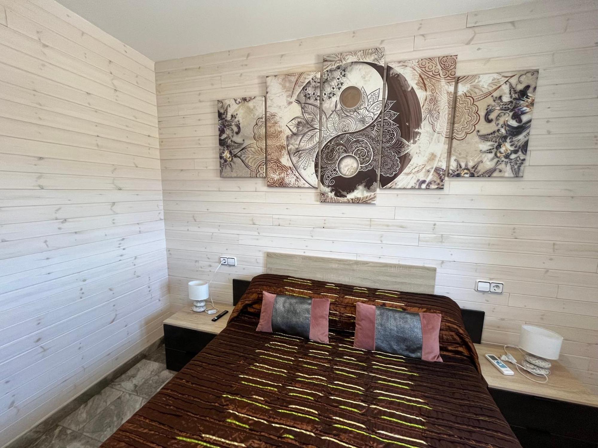 Double Room Private Bathroom