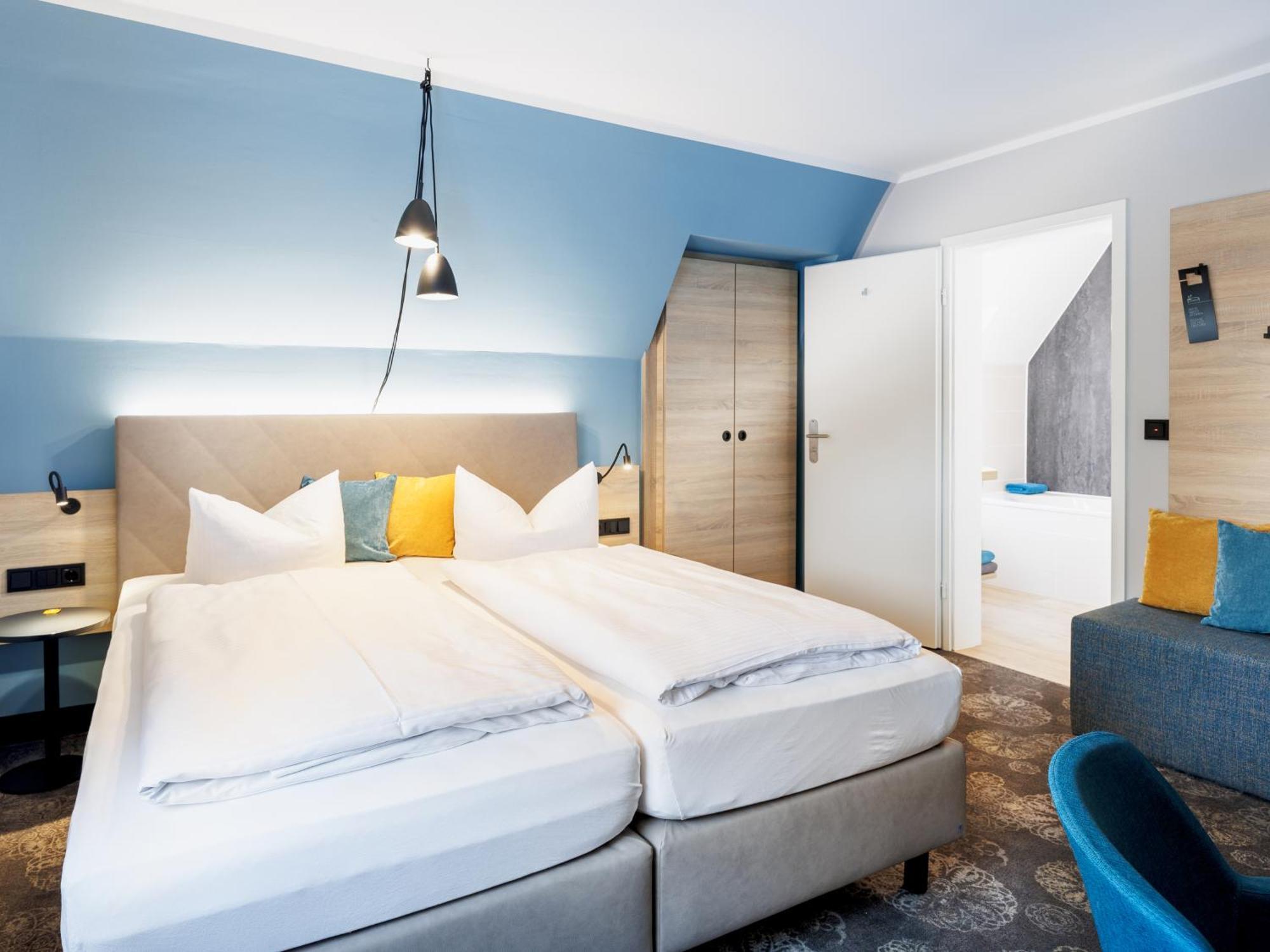 Superior King Room