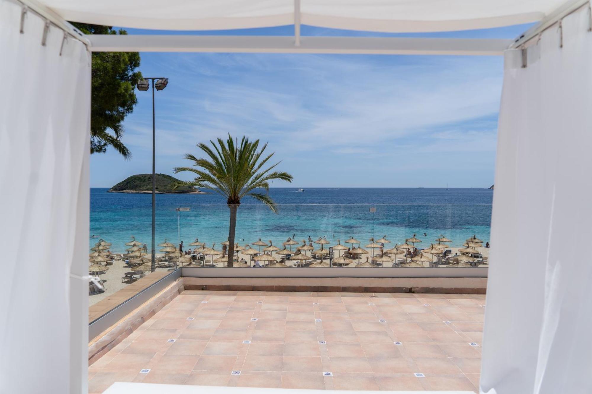 Junior Suite Spa Bath Balibed Terrace Spa Access