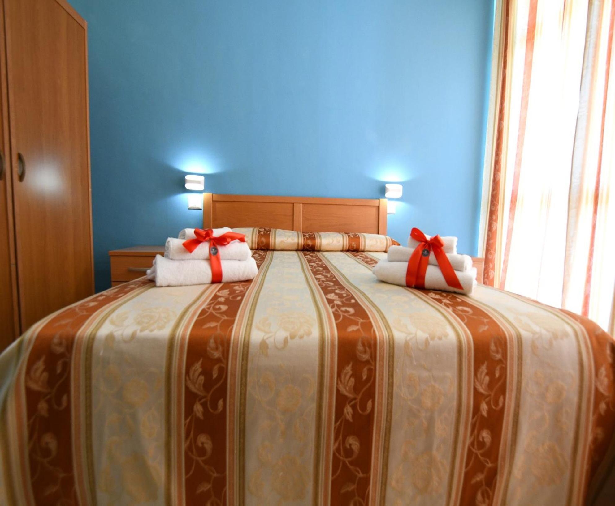 Deluxe Double Room,1746839480:JPEG