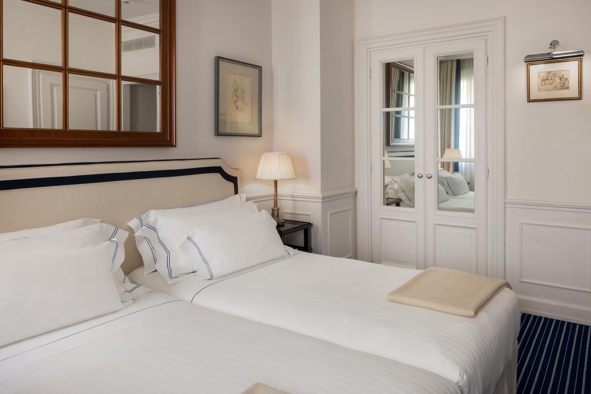 Classic Double or Twin Room