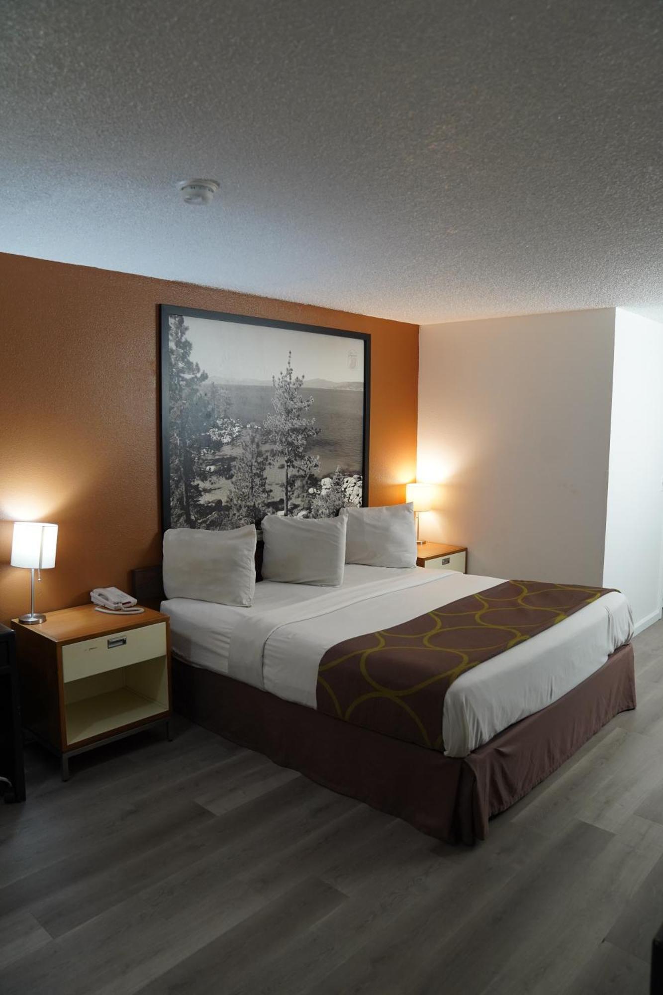 King Room Non-Smoking