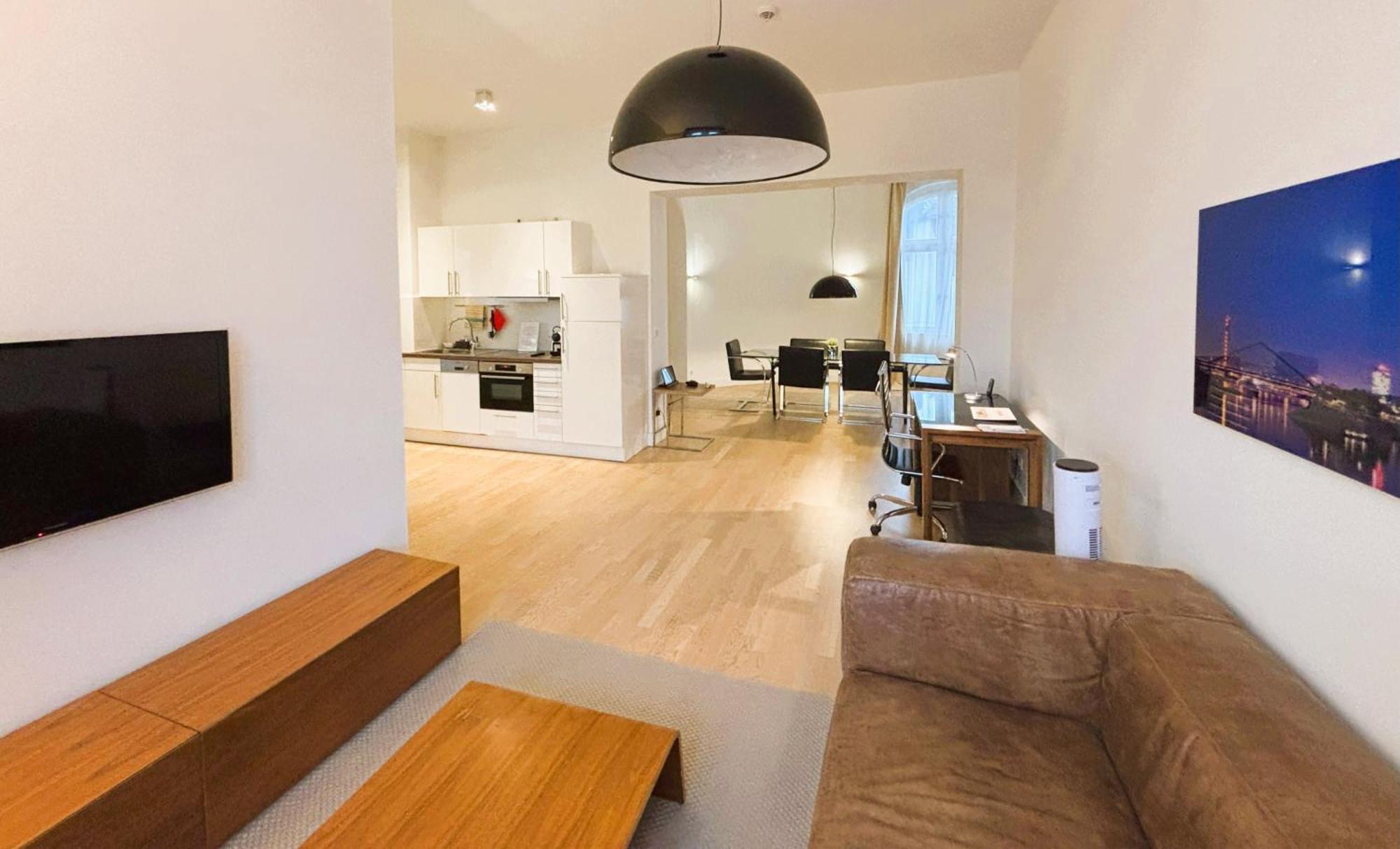Premium Suite XL