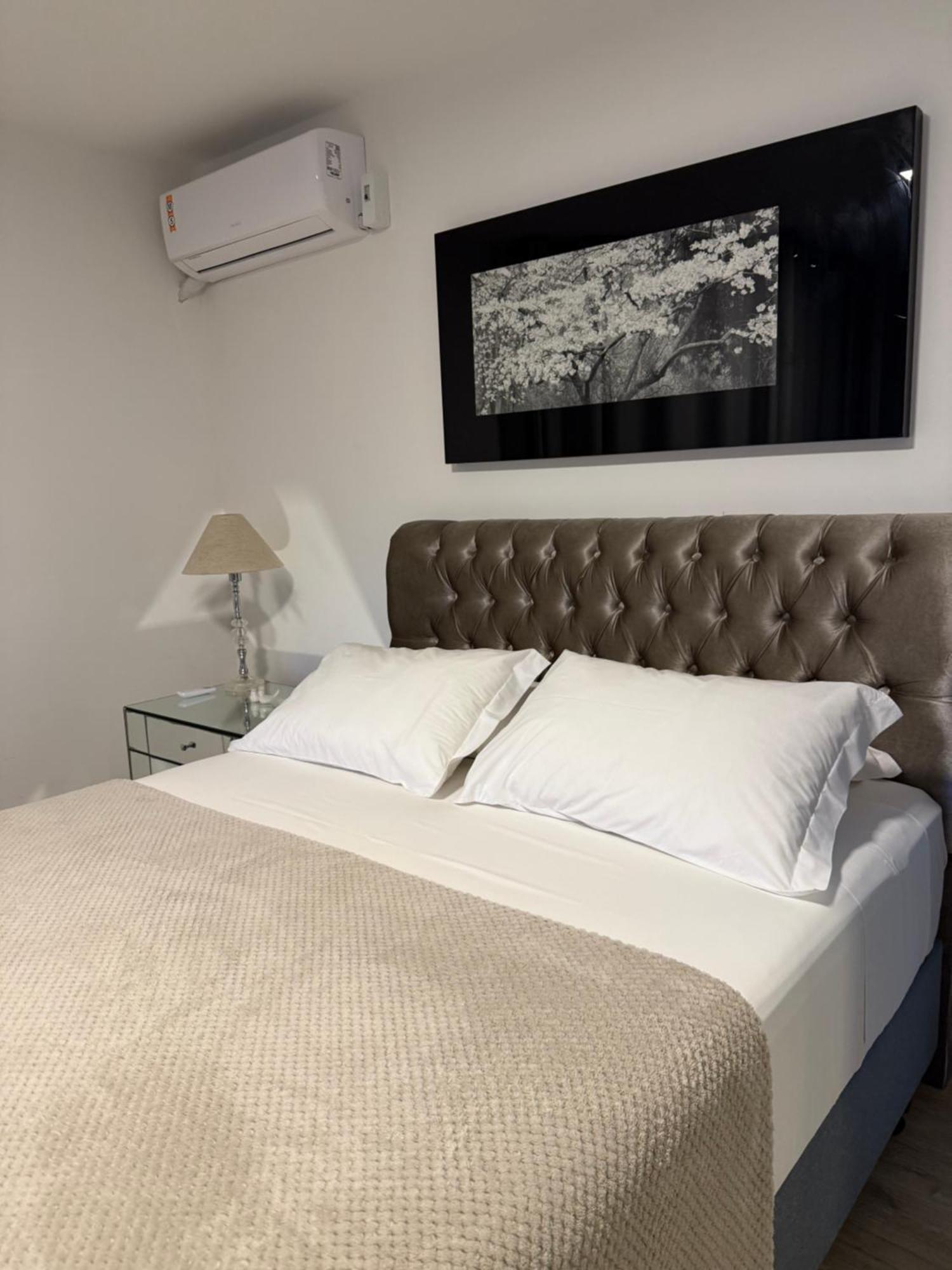 Deluxe Double or Twin Room Spa Bath