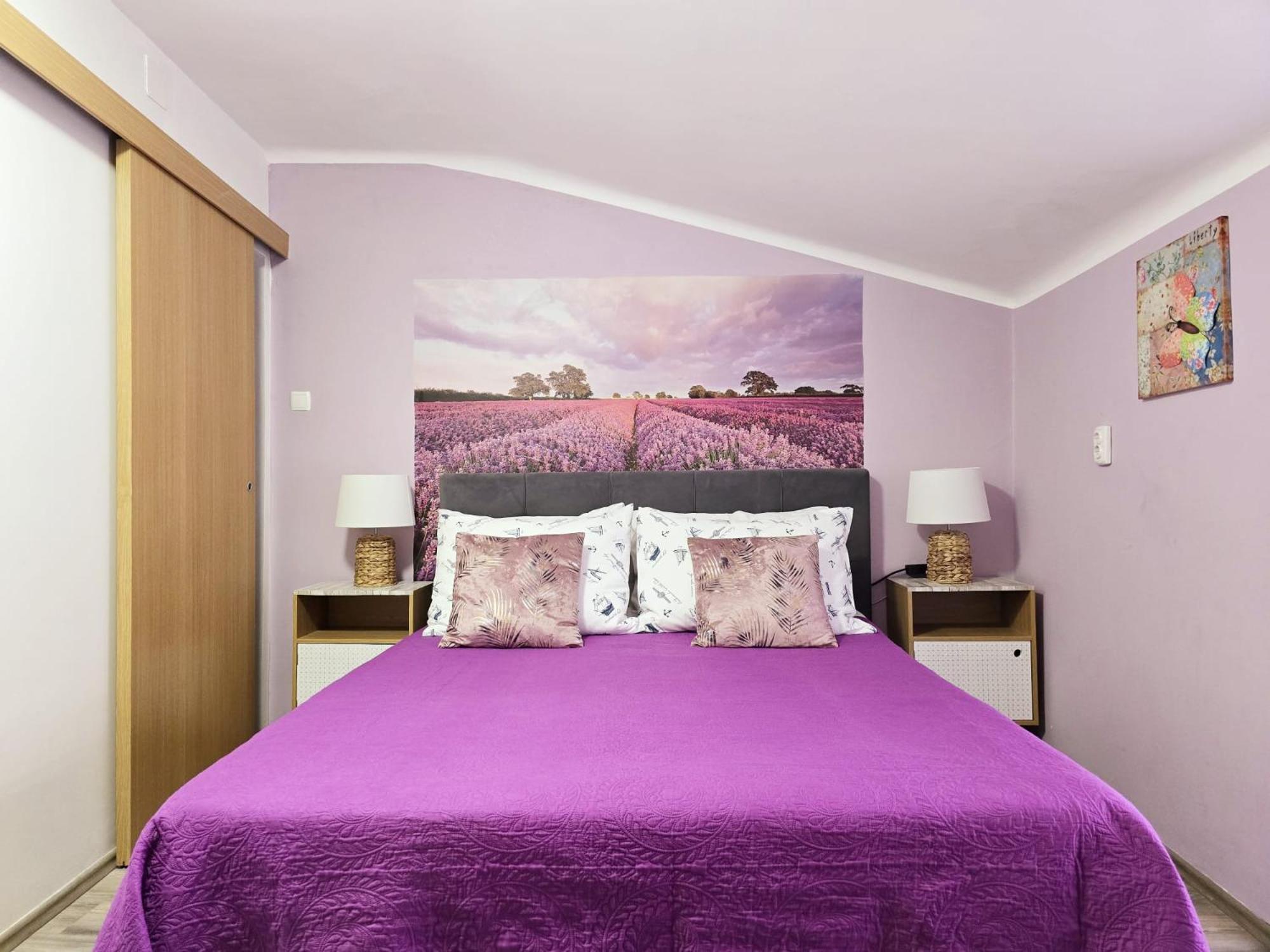 Double or Twin Room Private Bathroom