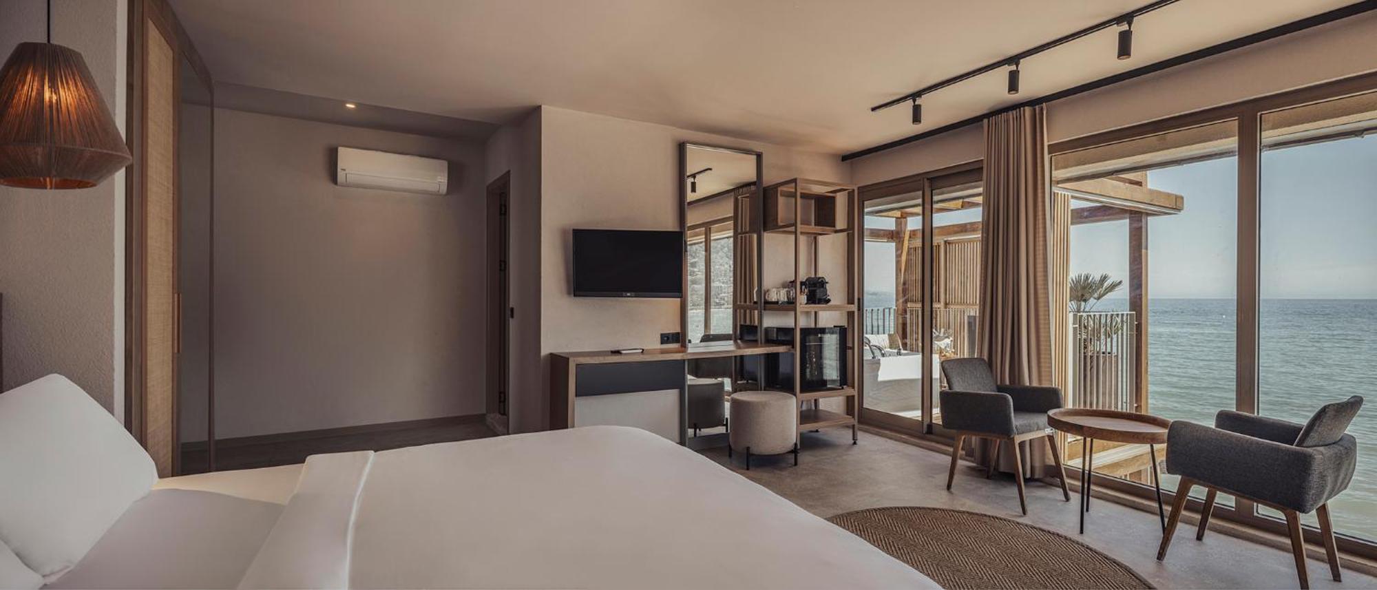 King Suite Sea View