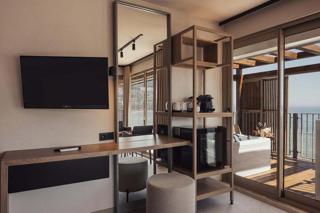 King Suite Sea View
