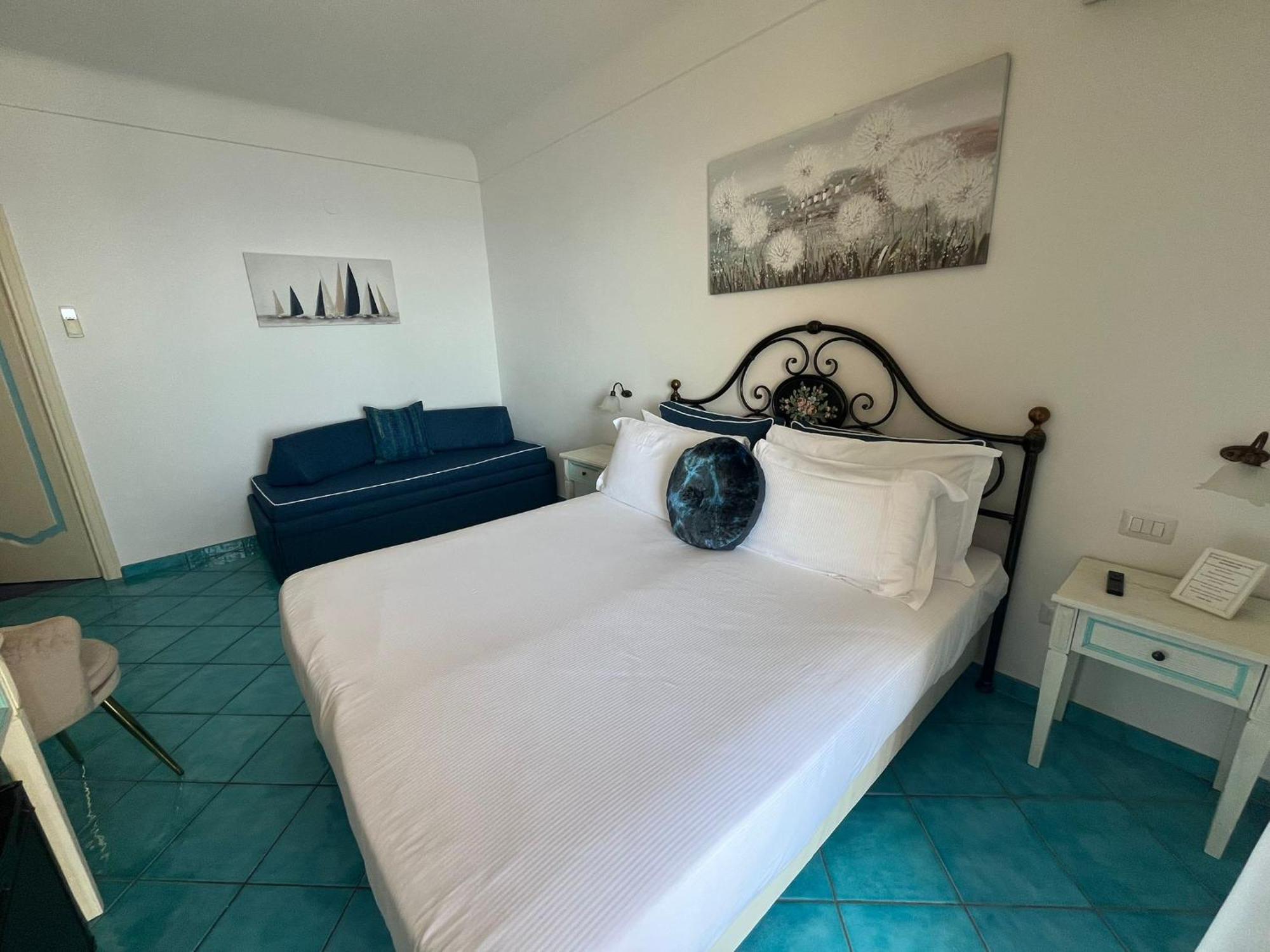 Triple Room Balcony Sea View