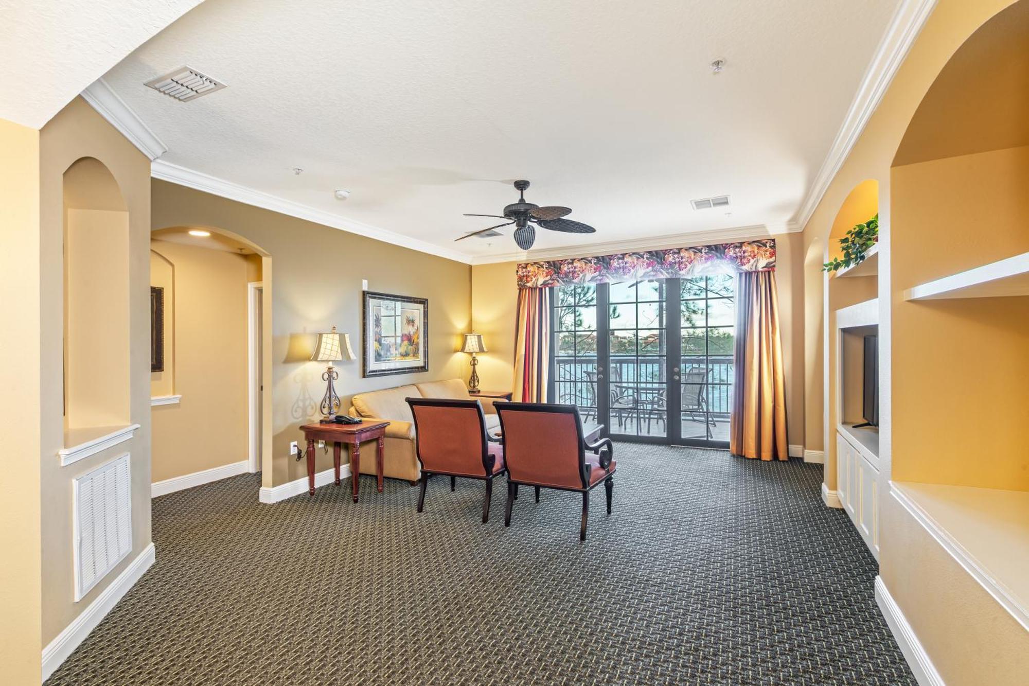 Three-Bedroom Lake View,1674704787:JPEG