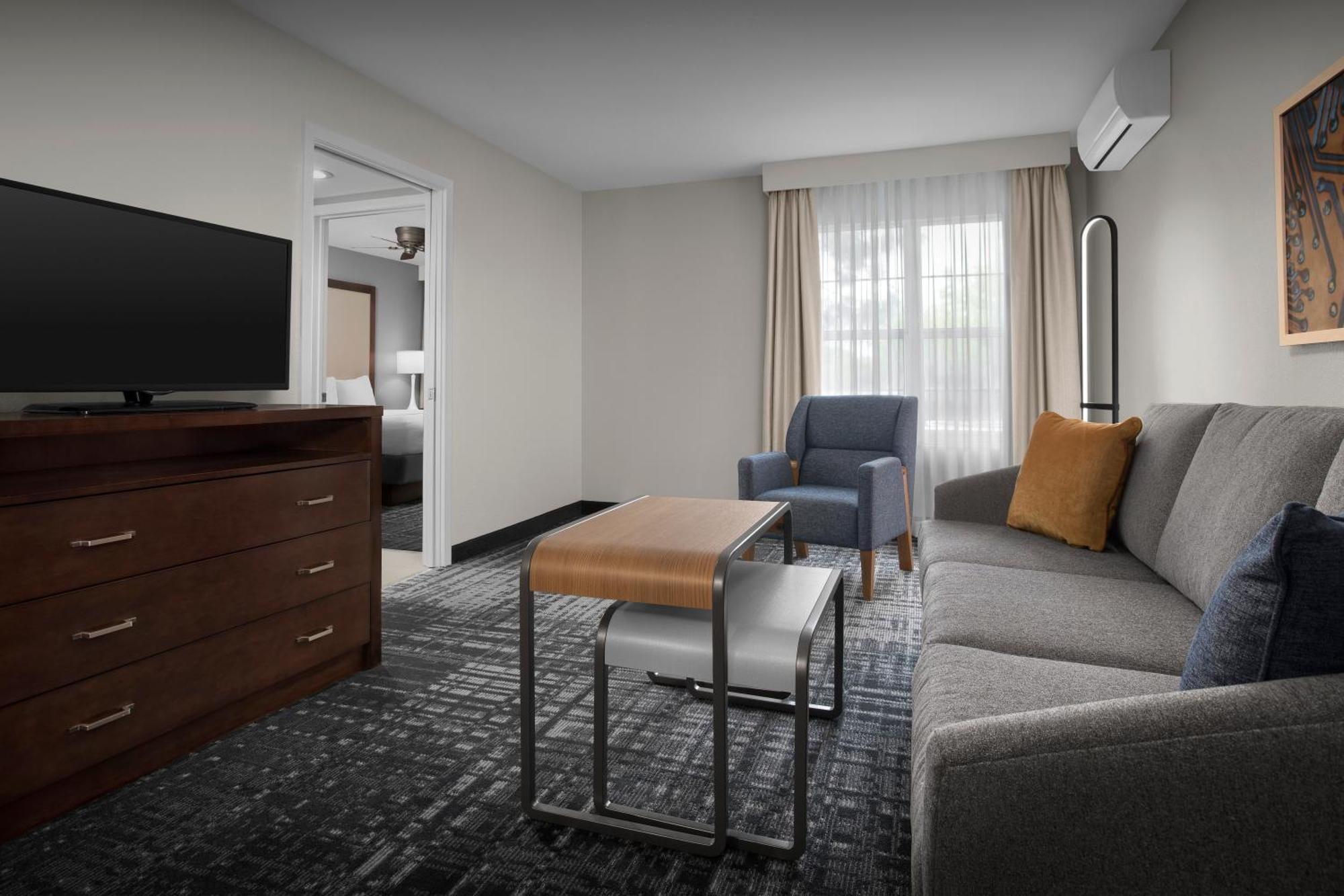 One-Bedroom King Suite Non-Smoking
