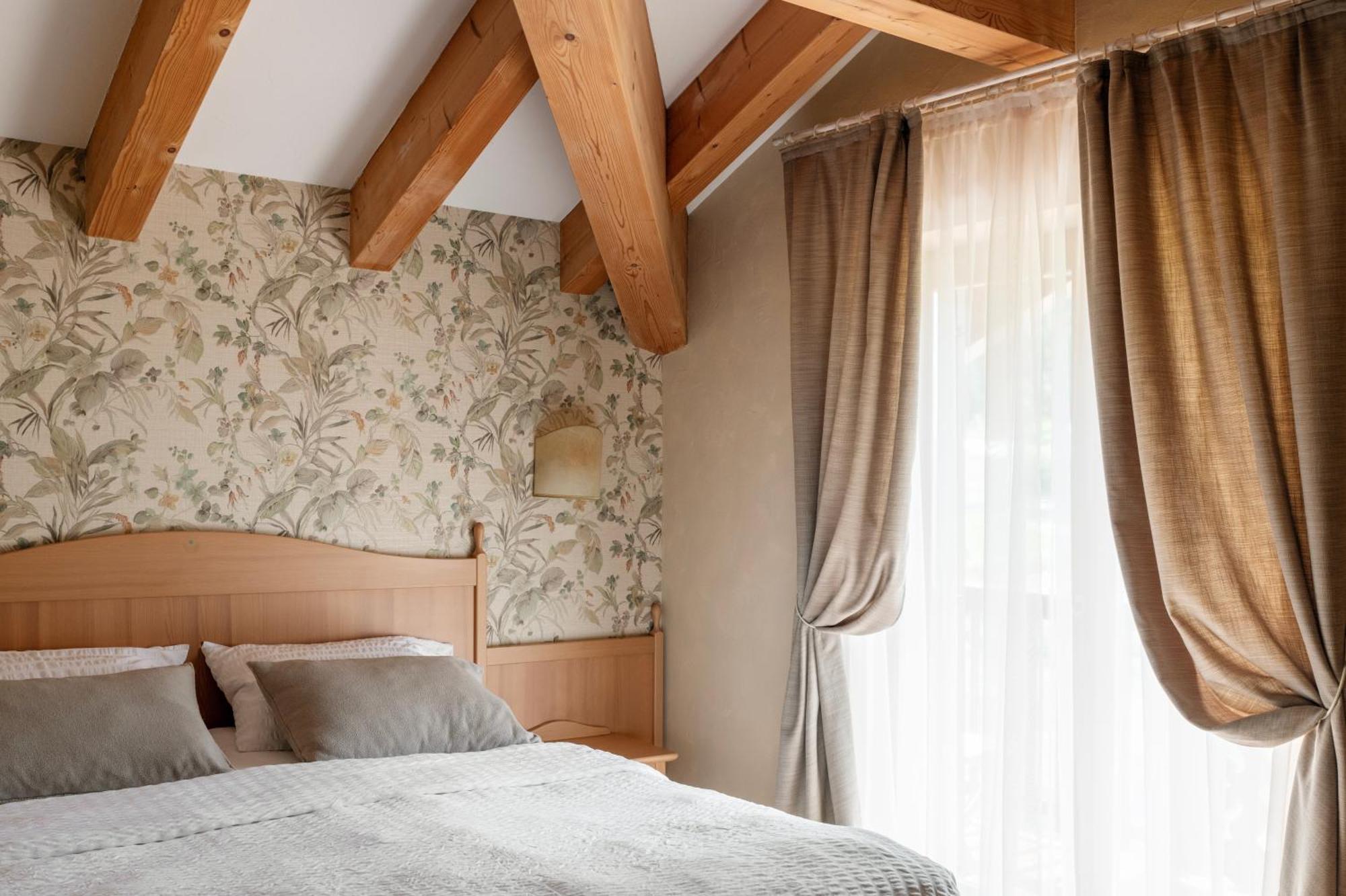 Double Room Lake View
