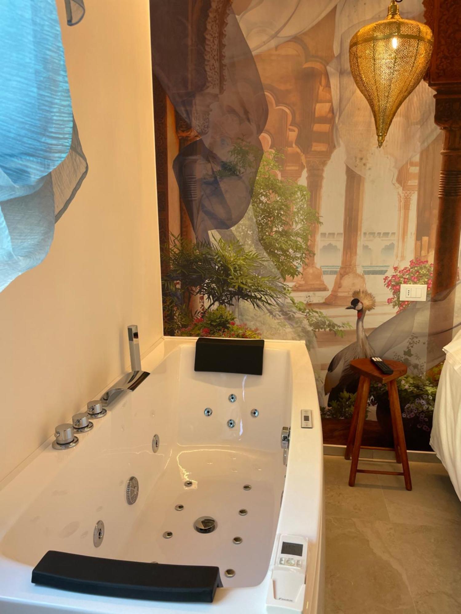 Suite Spa Bath