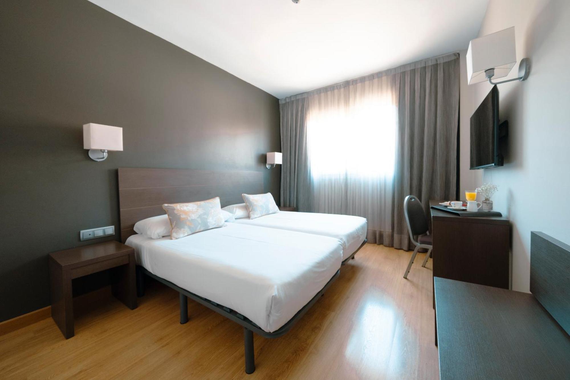 Double or Twin Room,1674698491:JPEG