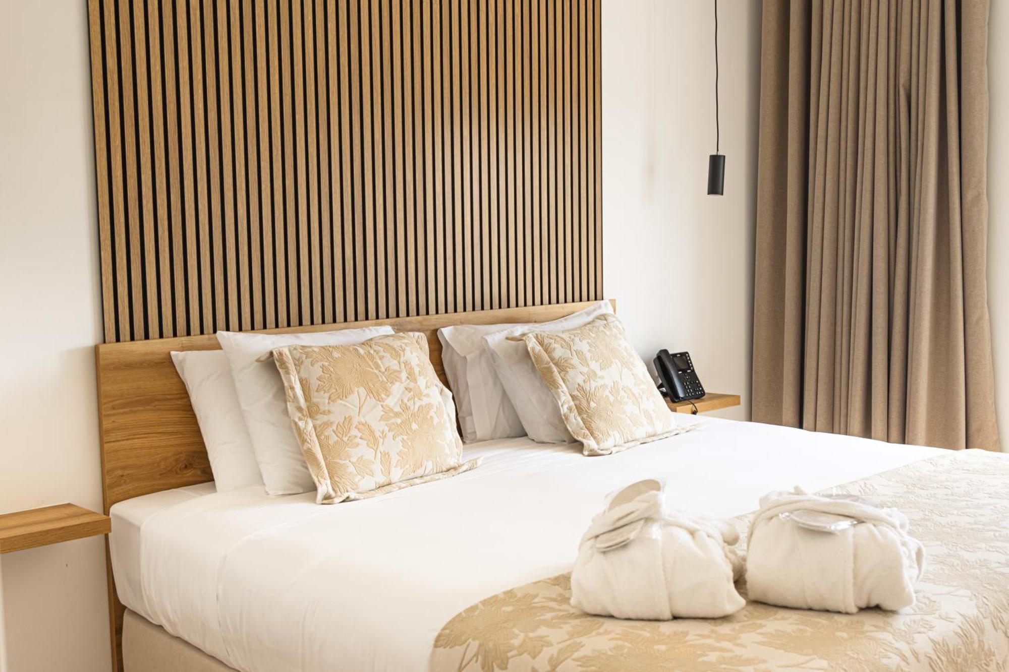 Superior Double or Twin Room,1674701716:JPEG