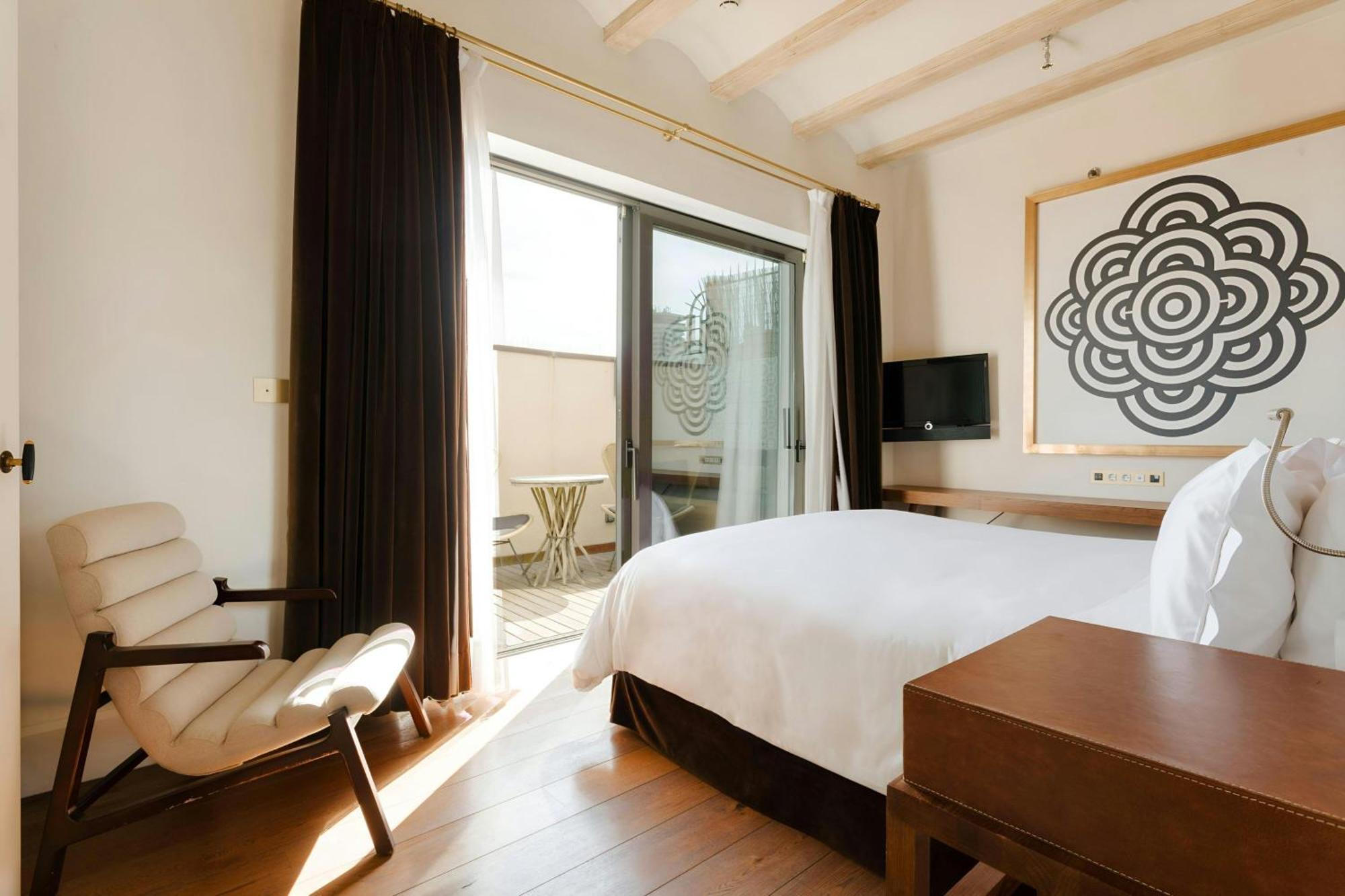 Superior King Room with Private Pool and Terrace