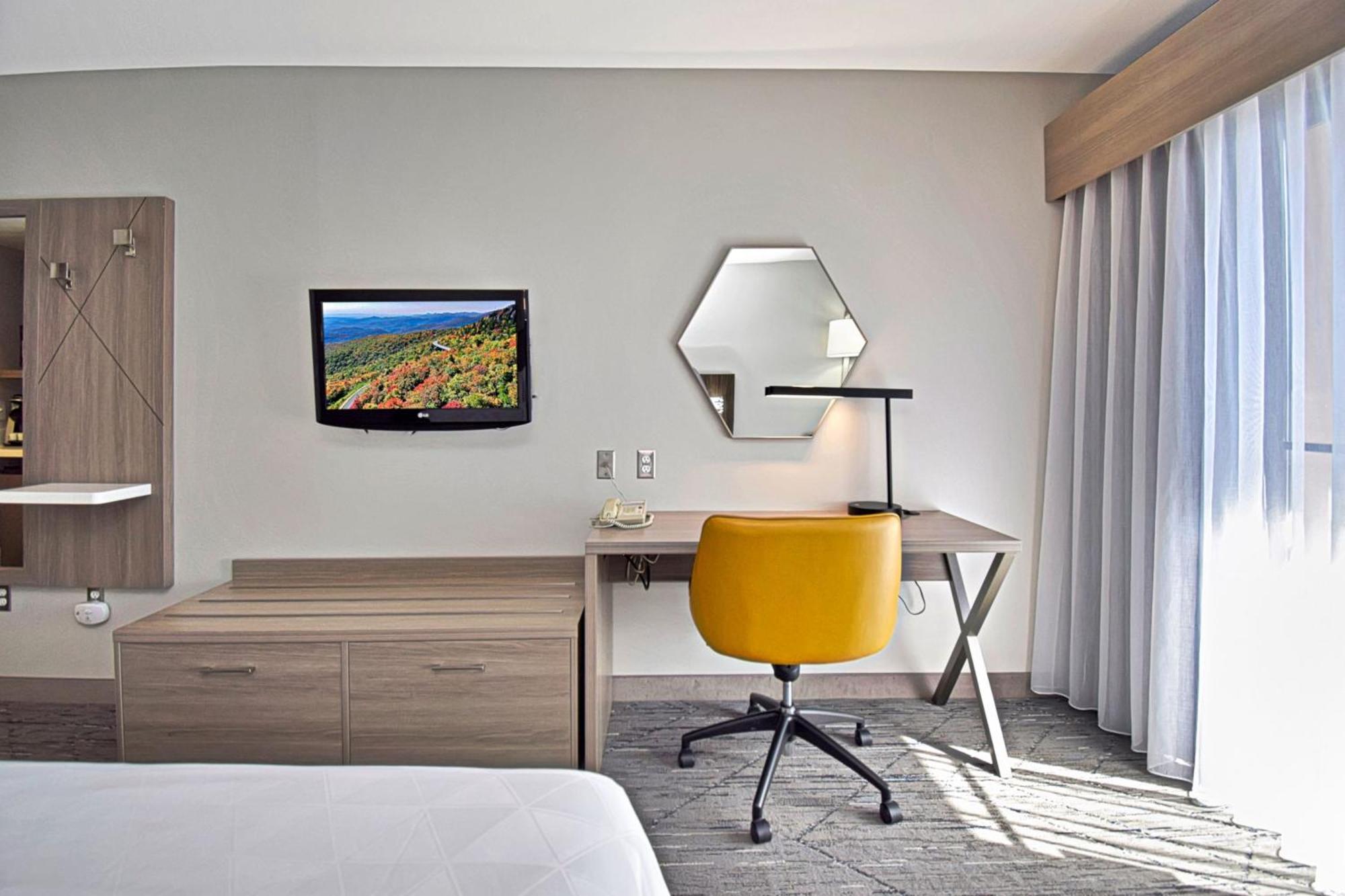 Standard Room Two Queen Beds