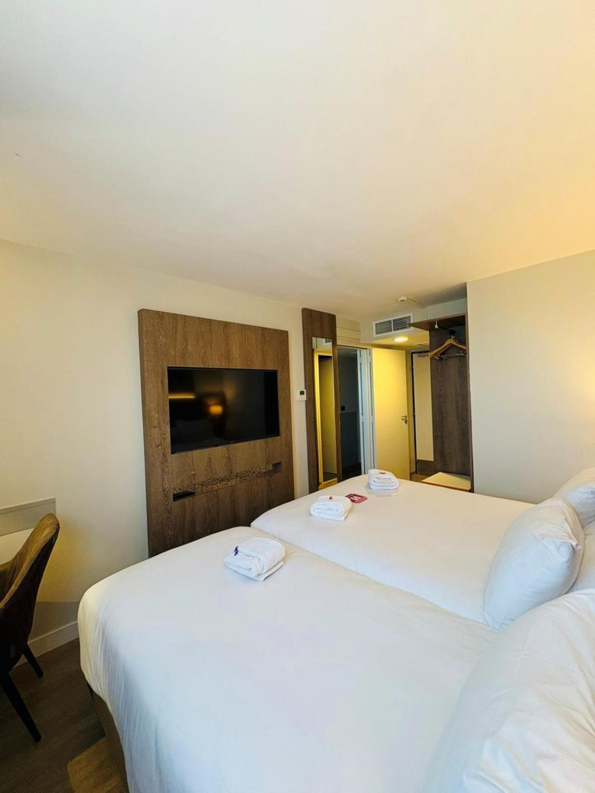 Standard Twin Room,1280848204:JPEG