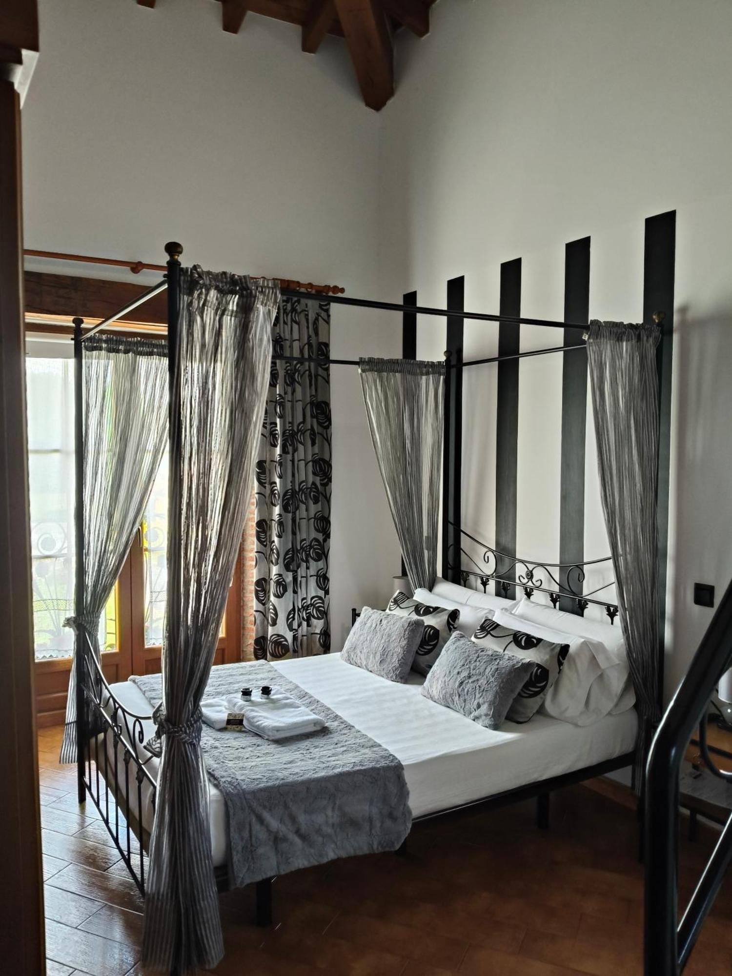 Superior Double Room Spa Bath