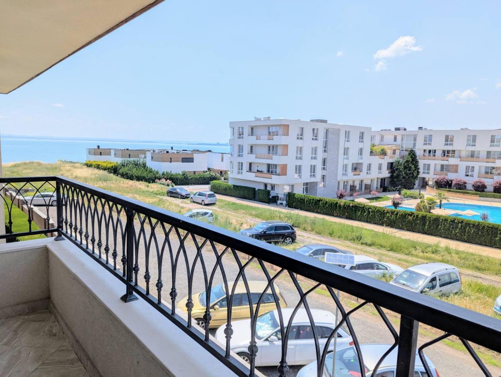 Two-Bedroom Apartment Partial Sea View