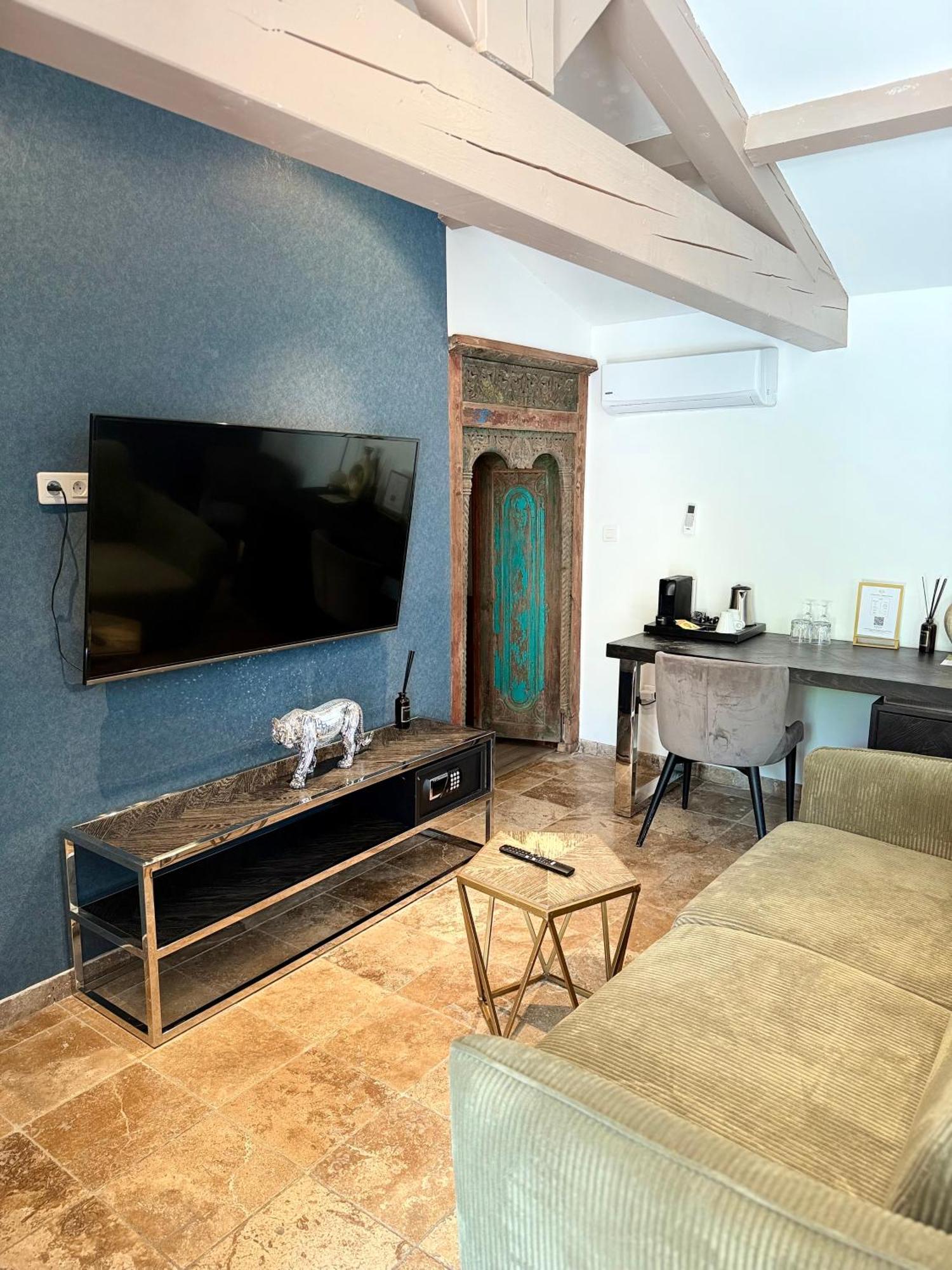 Suite Private Pool