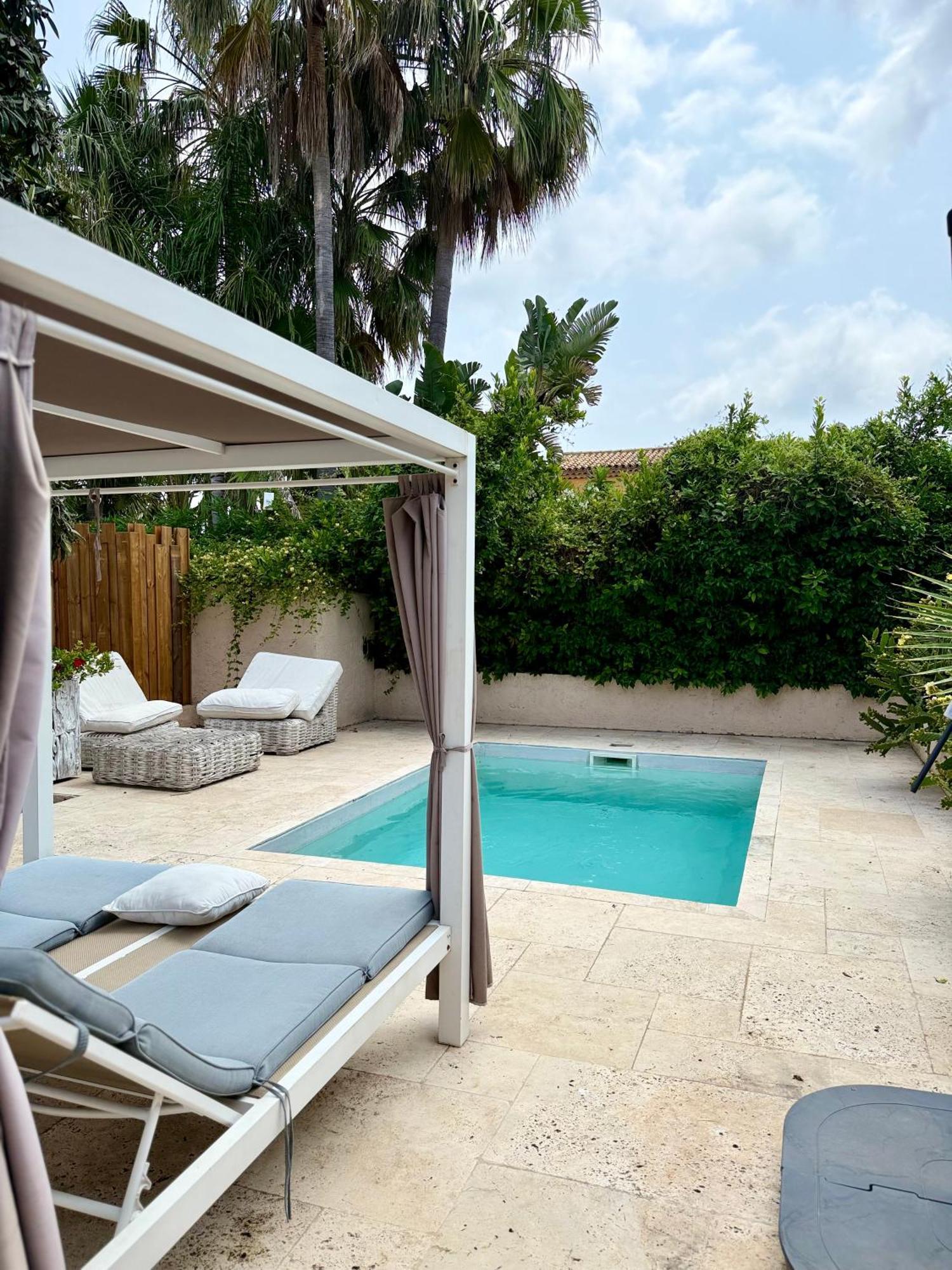 Suite Private Pool
