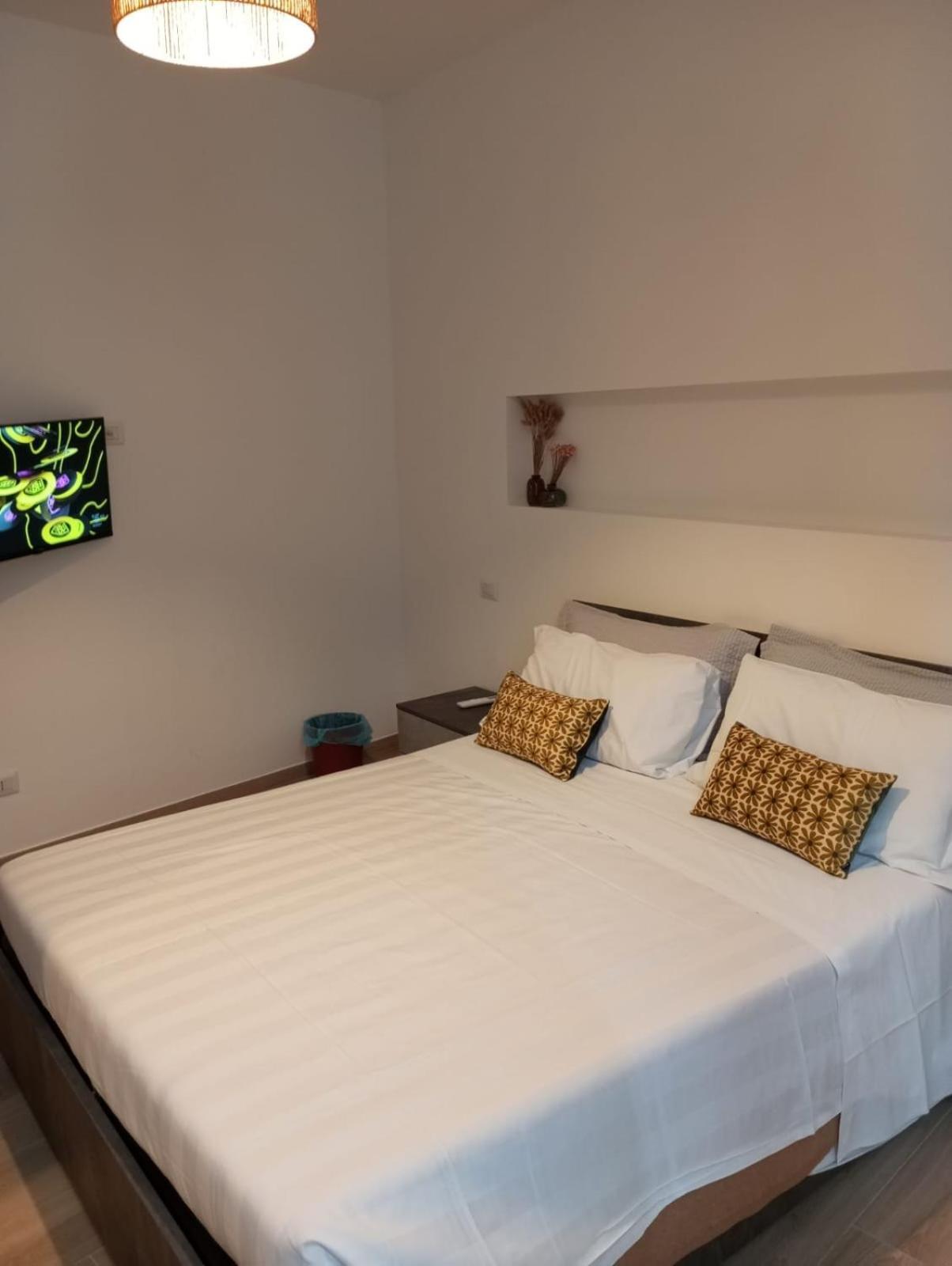 Two-Bedroom Apartment,1675796089:JPEG