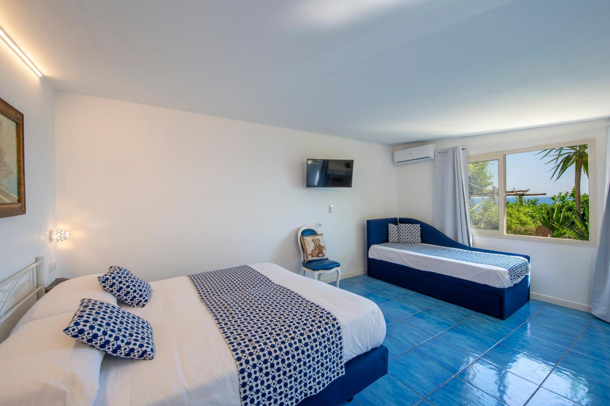 Triple Room,1675802898:JPEG