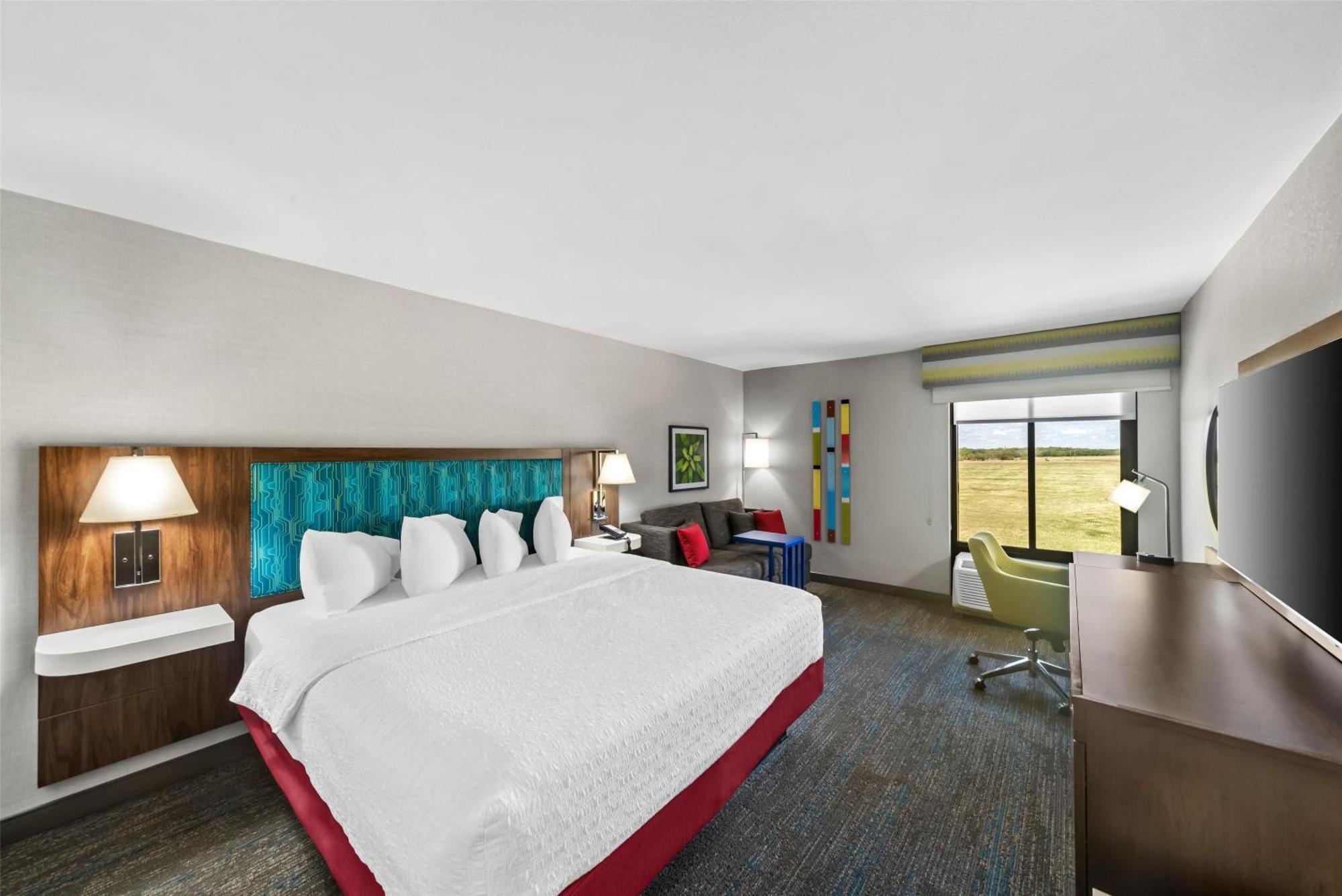 King Room with Sofa Bed