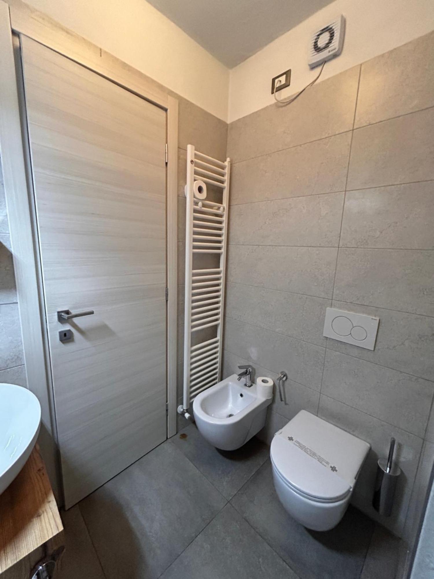 Small Double Room,1675812511:JPEG