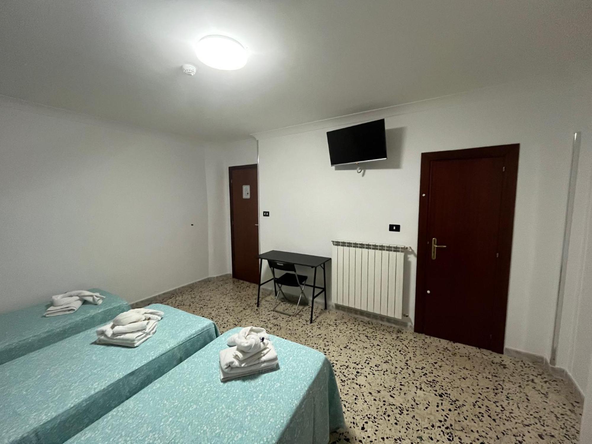 Triple Room Private Bathroom