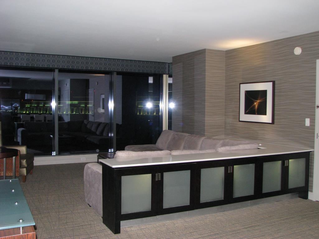 One-Bedroom Suite Kitchen