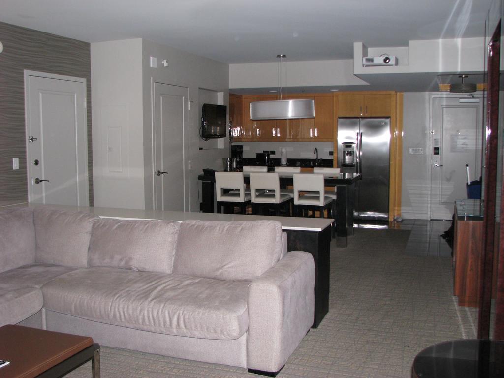 One-Bedroom Suite Kitchen
