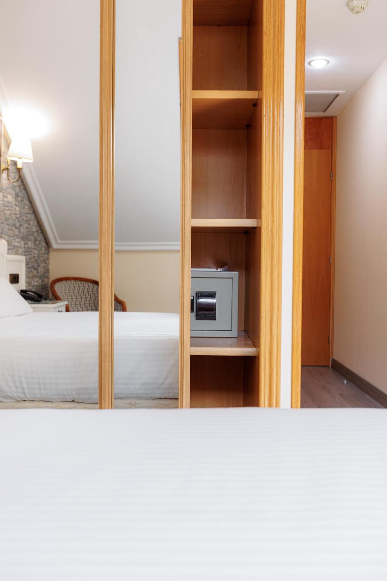 Double Room Attic,1676729950:JPEG