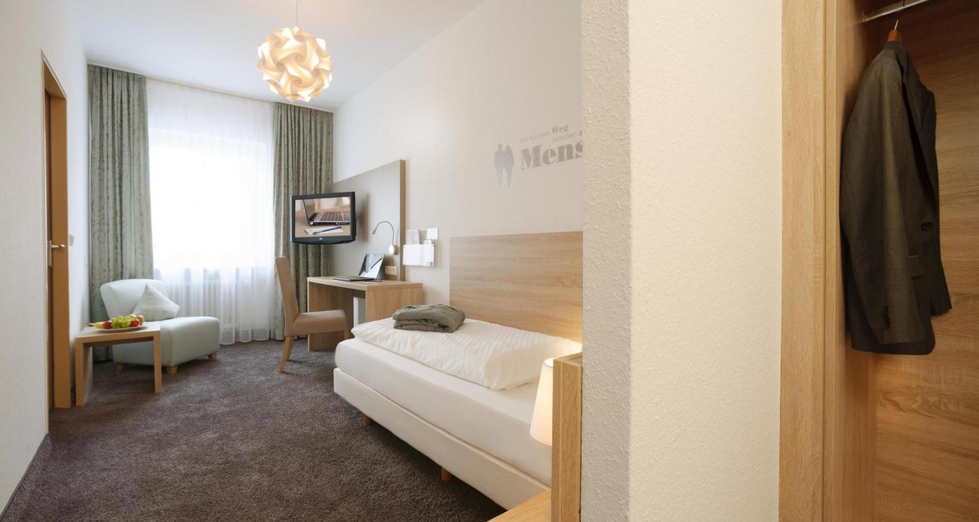 Single Room,1756497962:JPEG