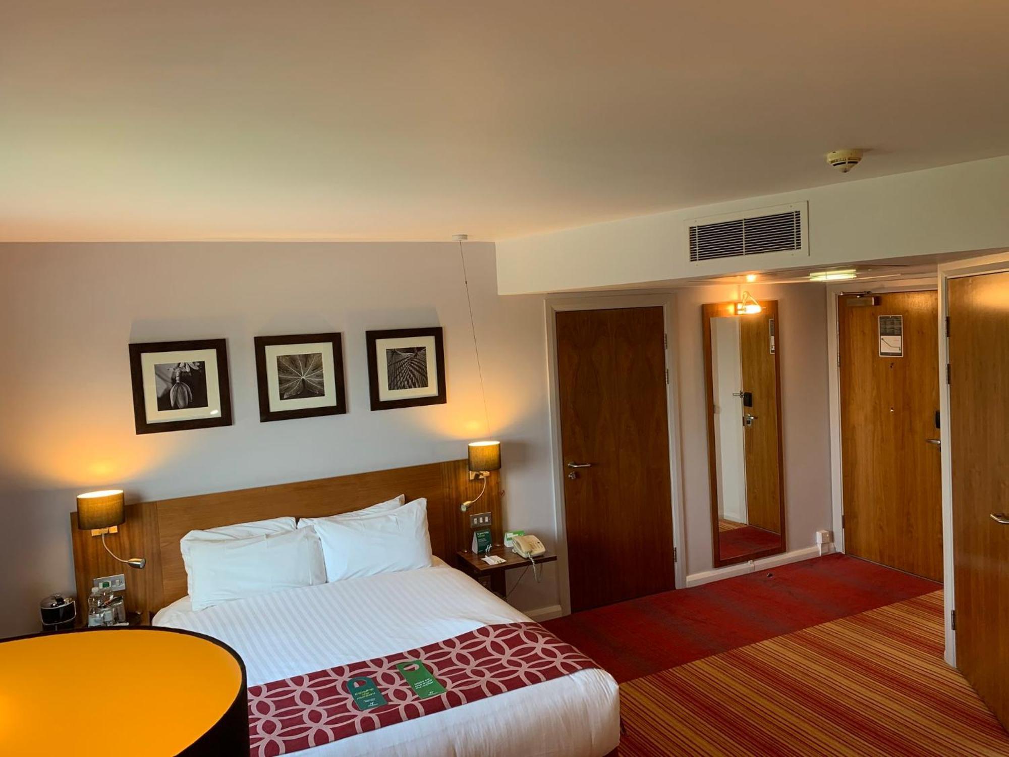 Premium King Room