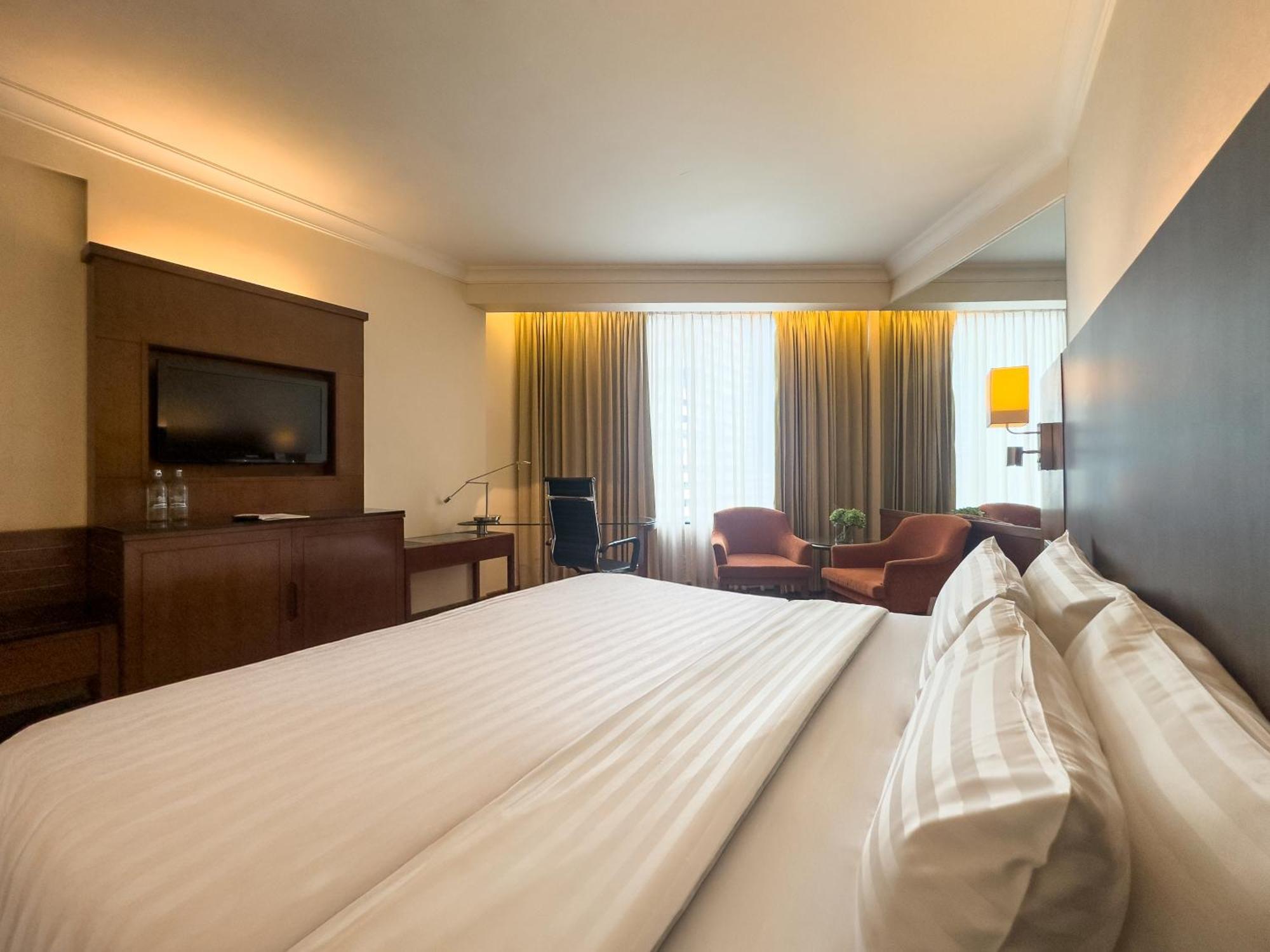 Deluxe King Room,1678628882:JPEG