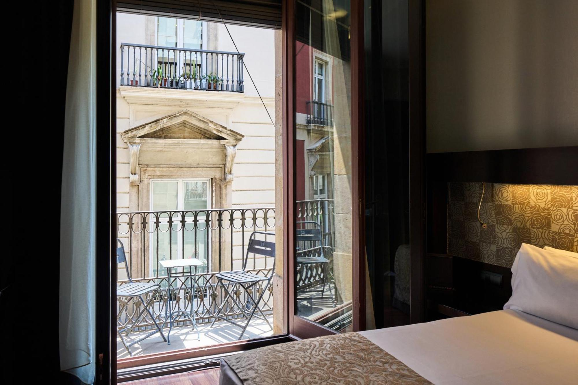 Double or Twin Room Balcony