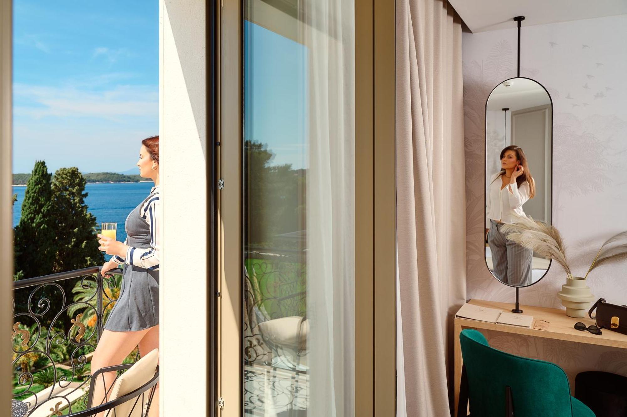 Premium Double or Twin Room Balcony Sea View