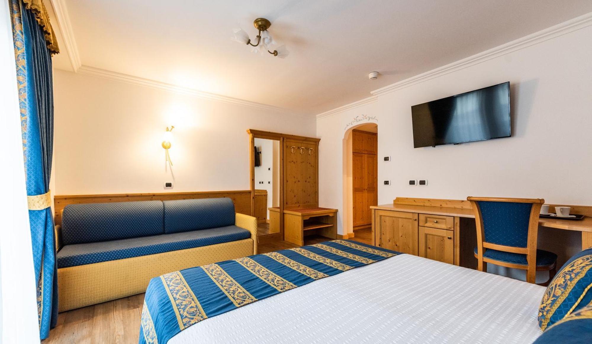 Classic Double Room