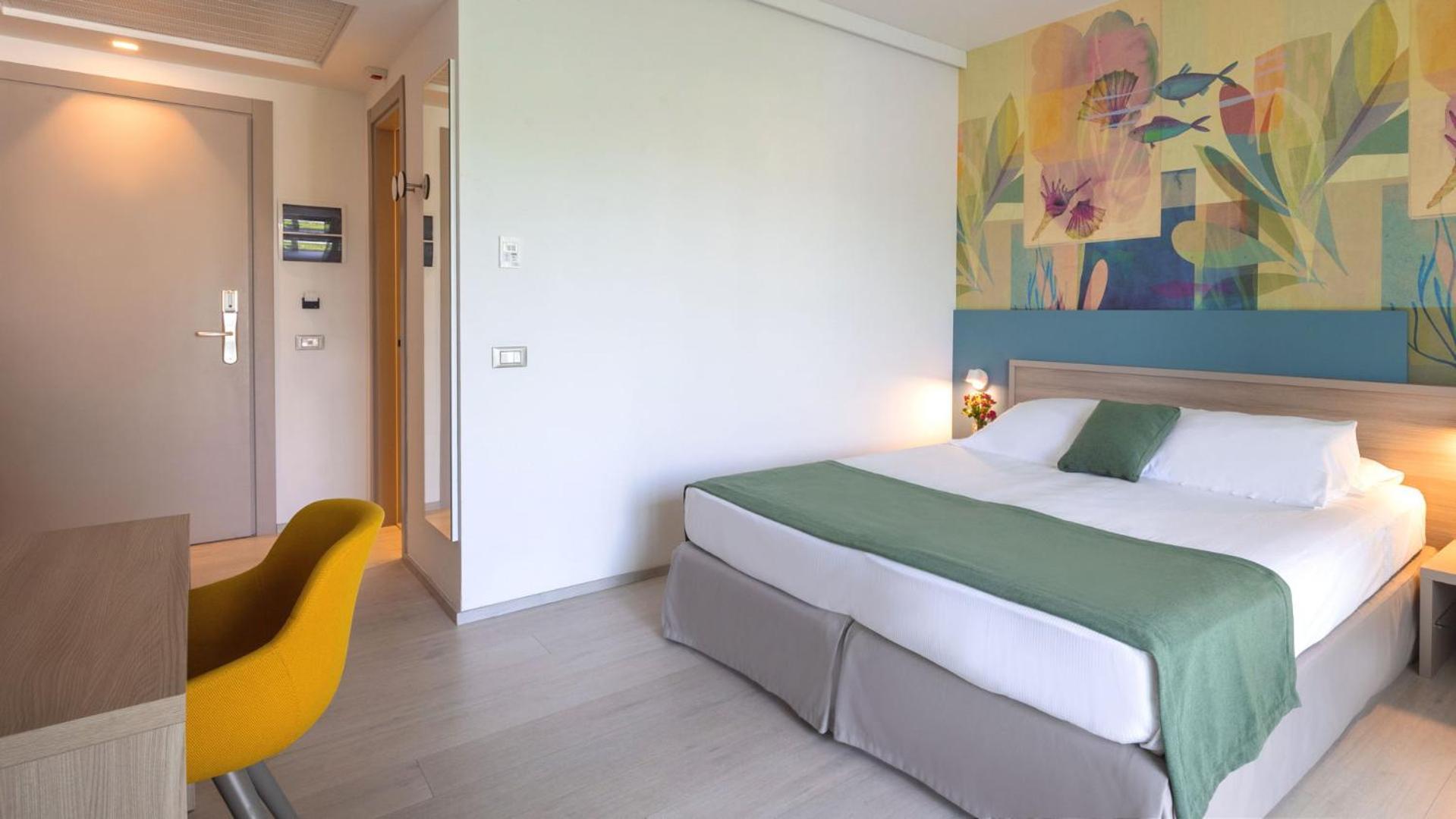 Classic Twin Room