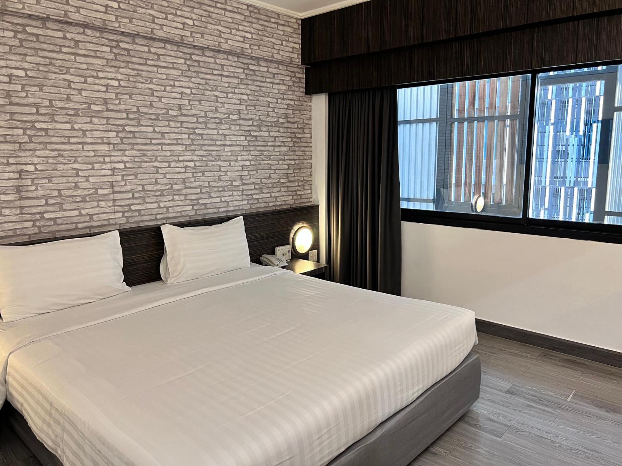 Superior Double Room,1676749097:JPEG