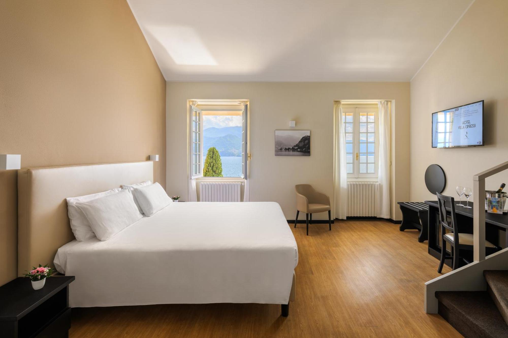 Junior Suite Lake View