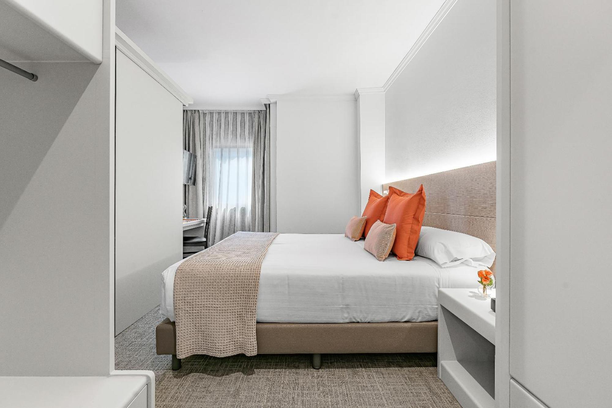 Superior Suite Kitchenette
