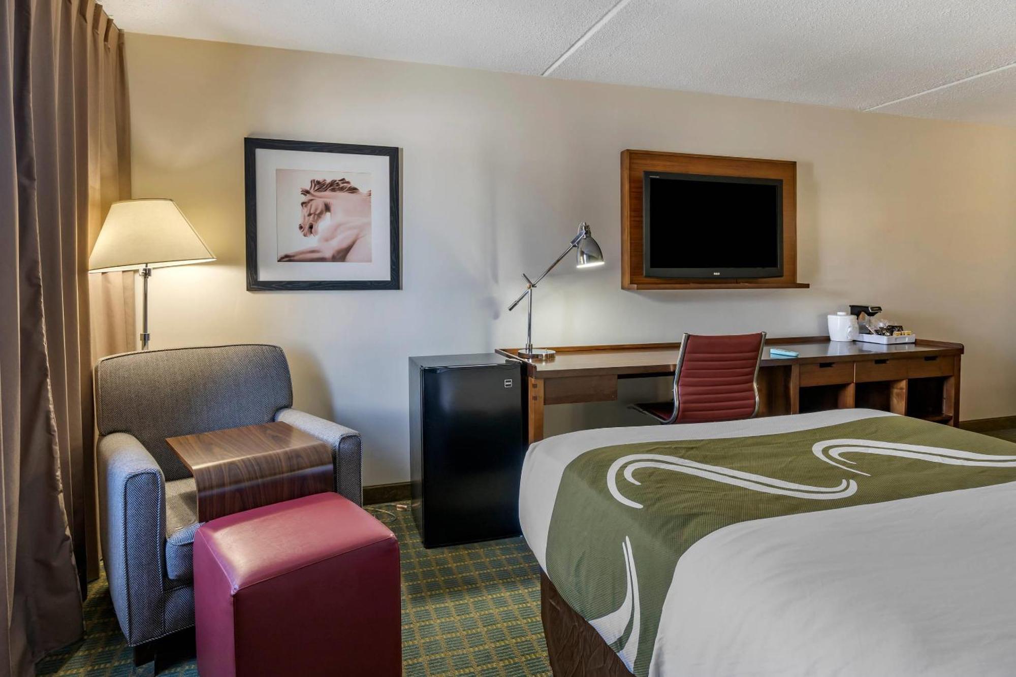 King Room Non Smoking Accessible