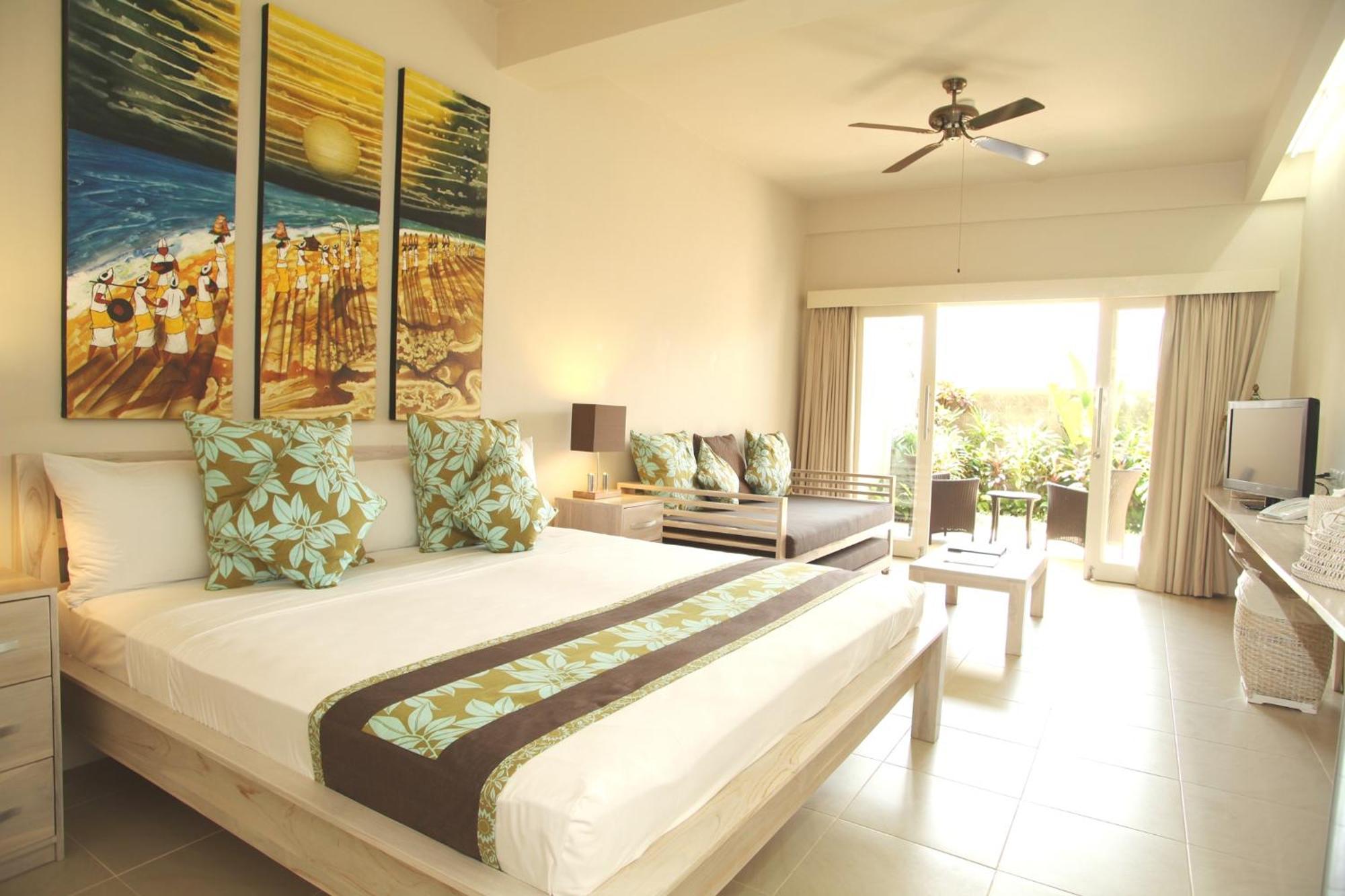 Deluxe Studio Including 1x Spa Complimentary Morning Yoga Non-Motorize Activities Shuttle Service within Lovina Area