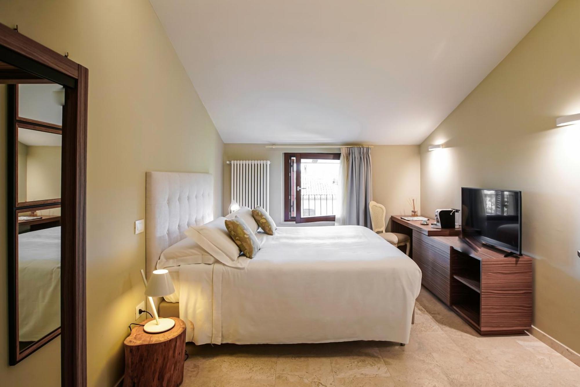 Superior Double Room,1677889458:JPEG
